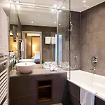 Radisson Blu Balmoral Hotel 4*