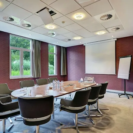 Radisson Blu Balmoral ספא