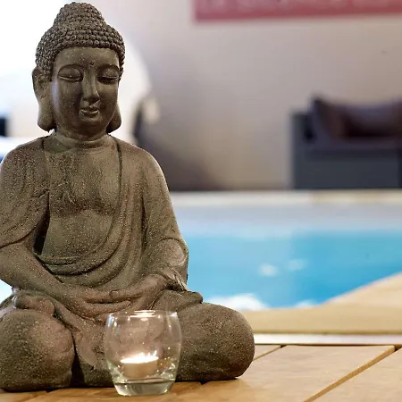 Hotel Radisson Blu Balmoral 4*