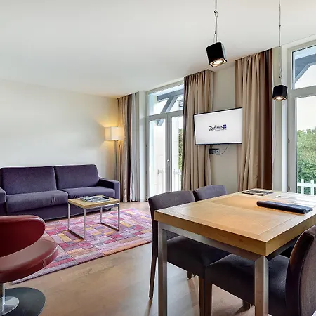 Hotel Radisson Blu Balmoral 4*