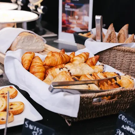 Radisson Blu Balmoral Hotel 4*