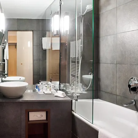 Radisson Blu Balmoral Hotel