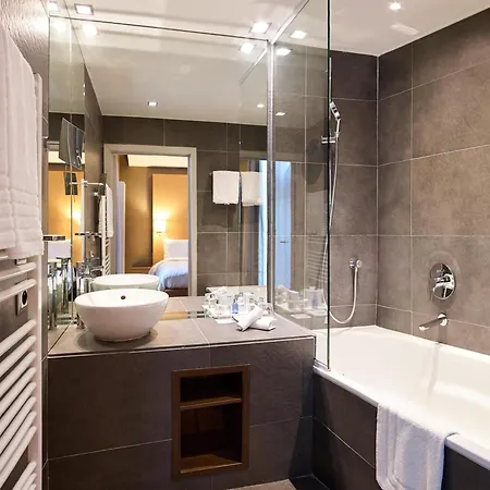 Radisson Blu Balmoral Hotel 4*