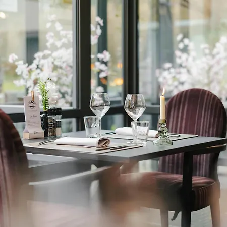 Radisson Blu Balmoral מלון