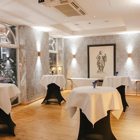 Radisson Blu Balmoral 4*