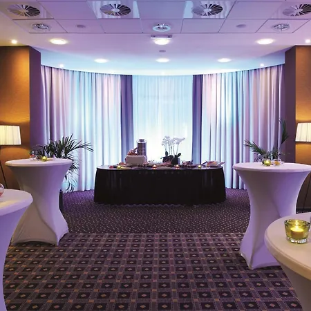 Radisson Blu Balmoral 4* ספא