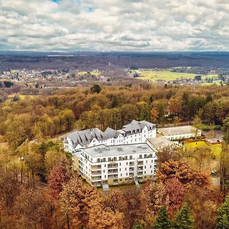 Radisson Blu Balmoral 4* ספא
