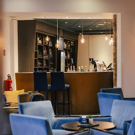 Radisson Blu Balmoral מלון 4*
